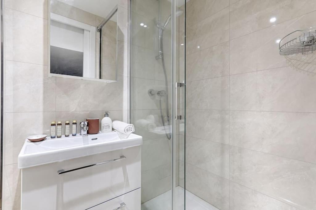 Sentier Historical Center III Charming Apartment Париж Екстериор снимка